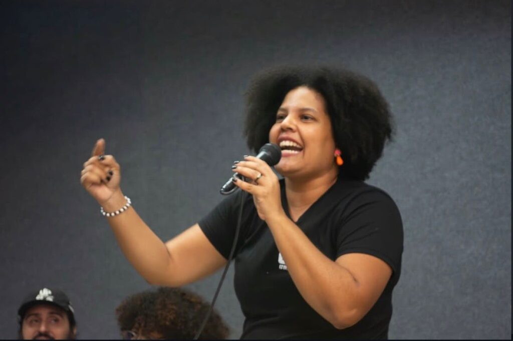 Única mulher pré-candidata à Presidência diz ser ignorada e defende renovação