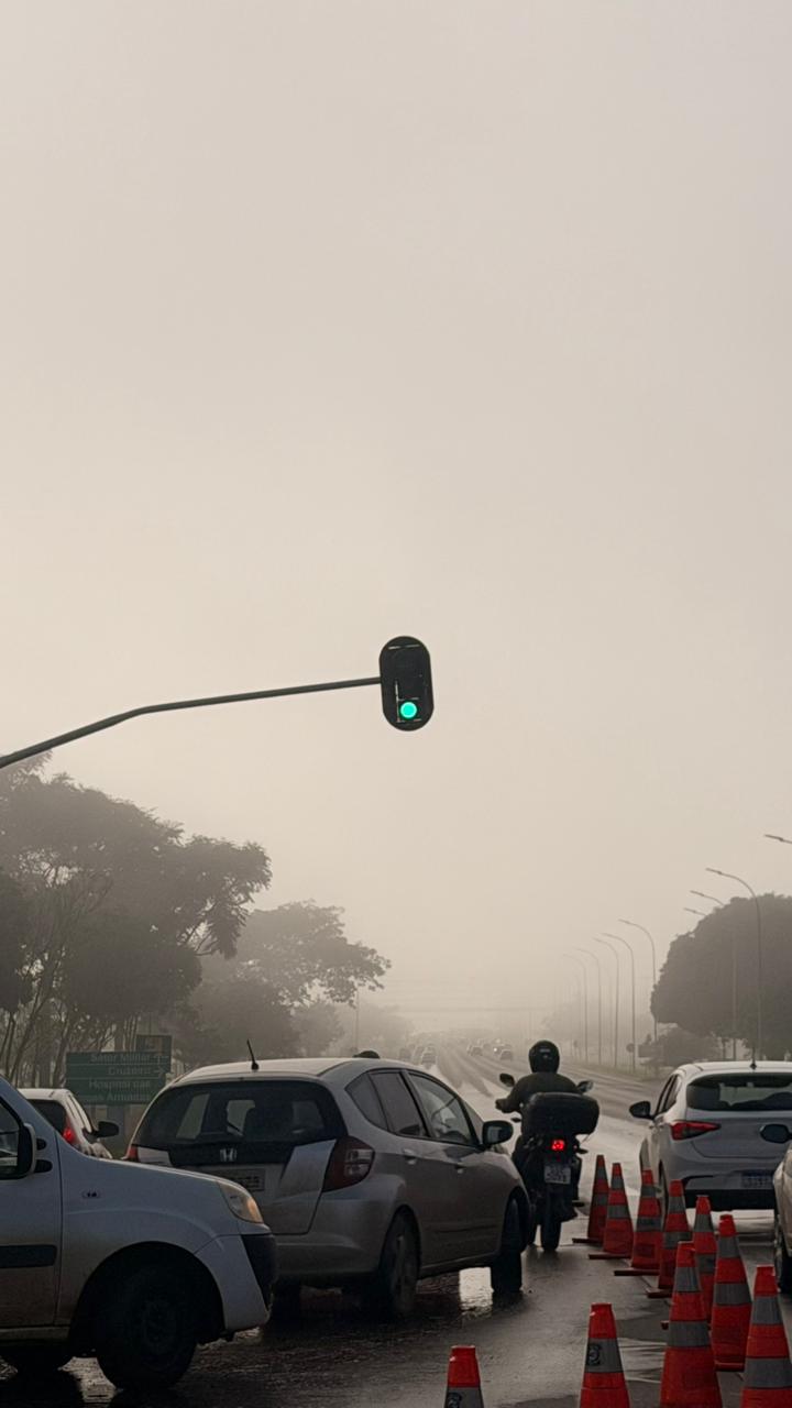Neblina cobre o DF nesta sexta-feira
