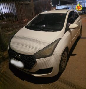 Polícia recupera carro roubado durante patrulhamento em Samambaia Norte