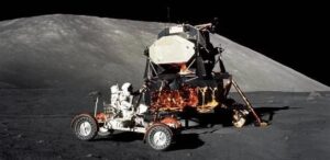 Artemis 2 reacende debate sobre extração de gás raro presente na Lua