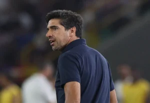 Palmeiras critica STJD e CBF por efeito suspensivo negado a Abel Ferreira e adiamento de jogo do Flamengo