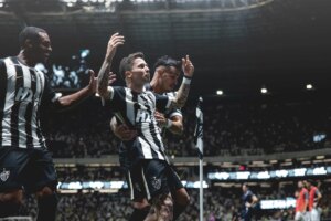 Cassierra marca no fim e Atlético-MG vence a primeira na Sul-Americana