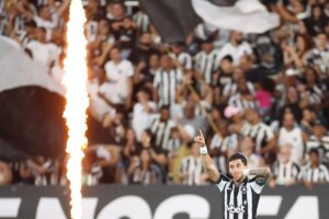 Botafogo chega ao jogo no DF contra o Internacional invicto por 7 partidas