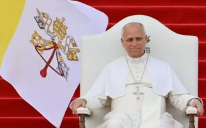 Na Guiné Equatorial, papa faz apelo ao ‘direito’ e à ‘justiça’