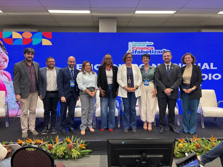 MEC promove encontro nacional sobre alfabetização em municípios médios e grandes