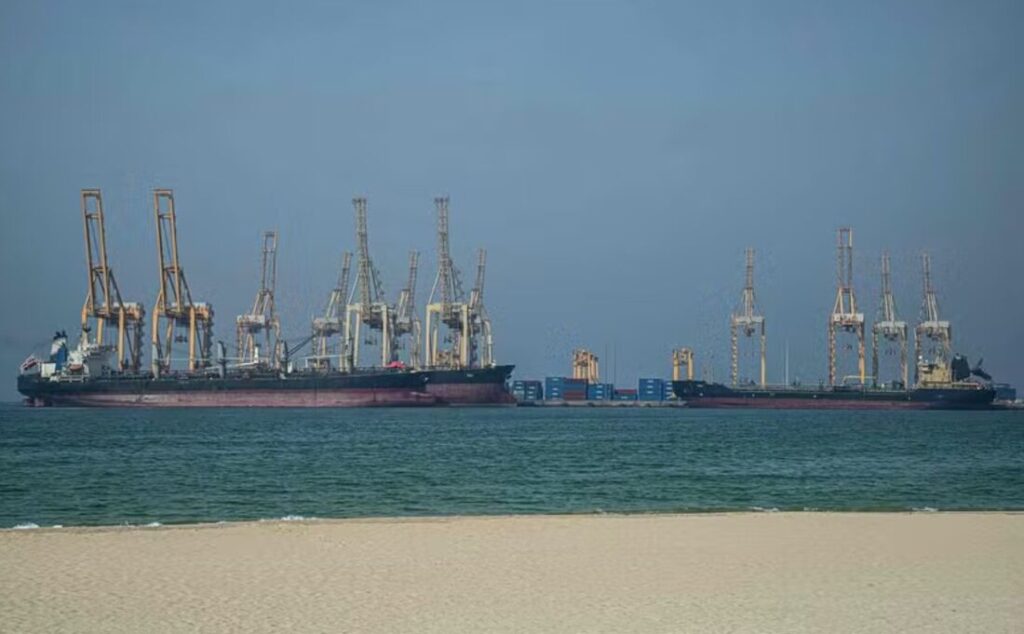 EUA diz ter impedido passagem pelo Estreito de Ormuz de nove navios que saíram do Irã