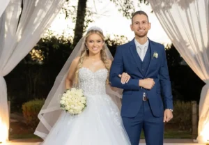 Noiva tatua homenagem a marido que morreu após casamento