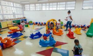 876 municípios deixam 1 em 10 crianças de 4-5 anos sem creche obrigatória