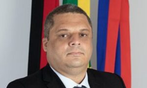 Cabedelo (PB) tem segundo prefeito afastado por suspeita de ligação com o Comando Vermelho