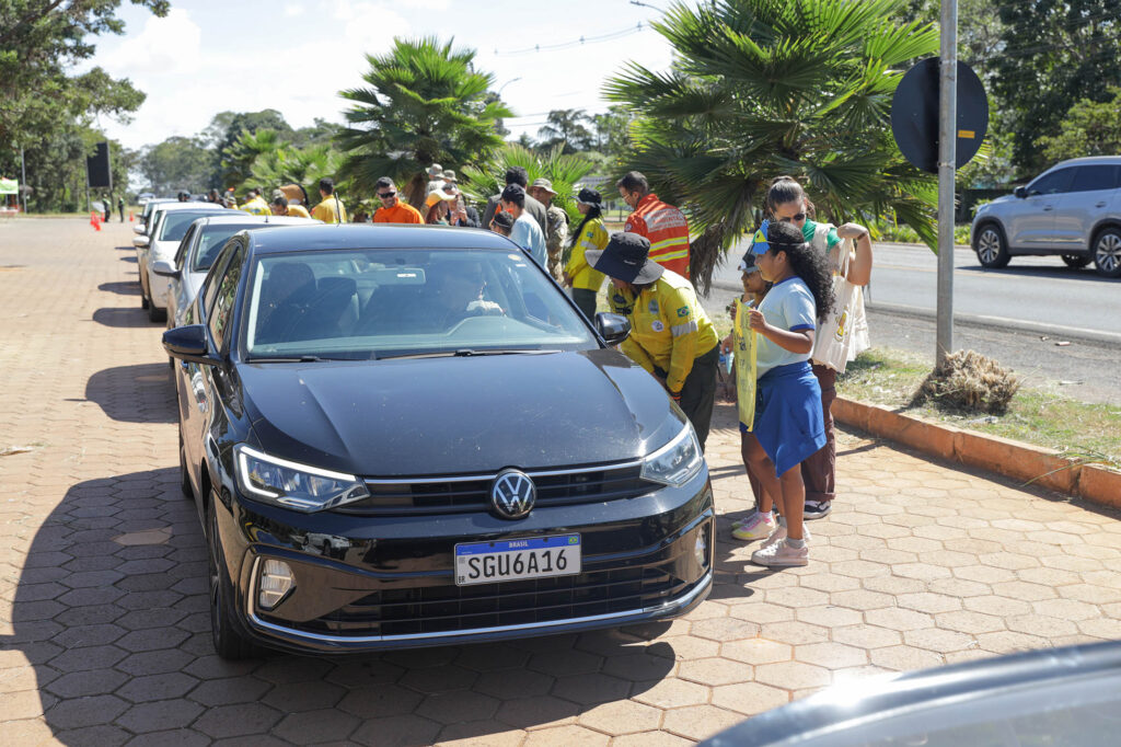 GDF intensifica prevenção a incêndios florestais com blitz no Park Way