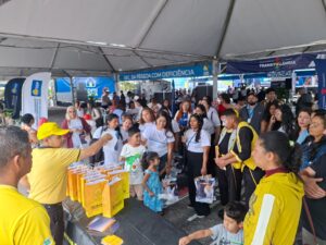 Detran-DF educa 5,8 mil pessoas em ações de trânsito no feriado de Brasília