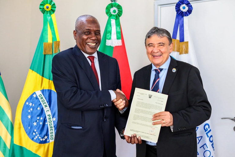 Ministro Wellington Dias e embaixador sudanês debatem parcerias contra fome