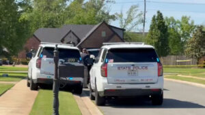 Oito crianças morrem em tiroteio por violência doméstica nos EUA