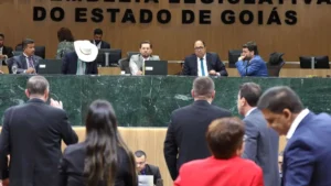 Imagem mostra plenário da Alego