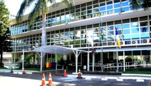 Justiça reverte justa causa e inocenta enfermeira acusada de causar morte de paciente