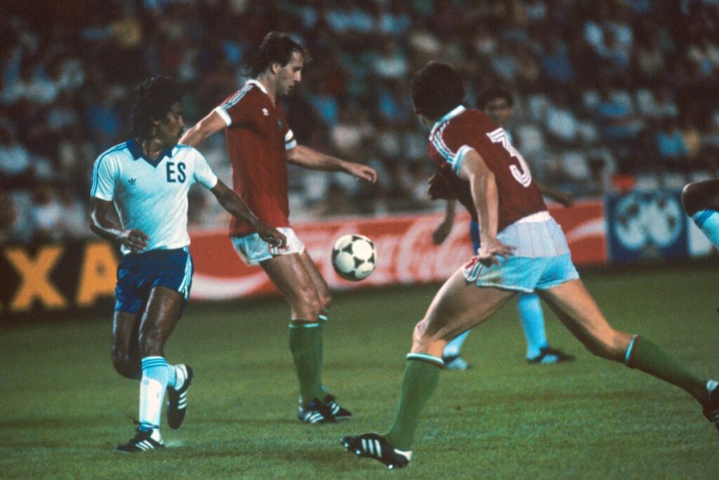 Maior goleada das Copas do Mundo teve 11 gols e hat-trick de reserva