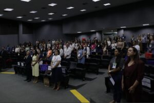 Debate amplia cuidado odontológico para pessoas com autismo na rede pública do DF