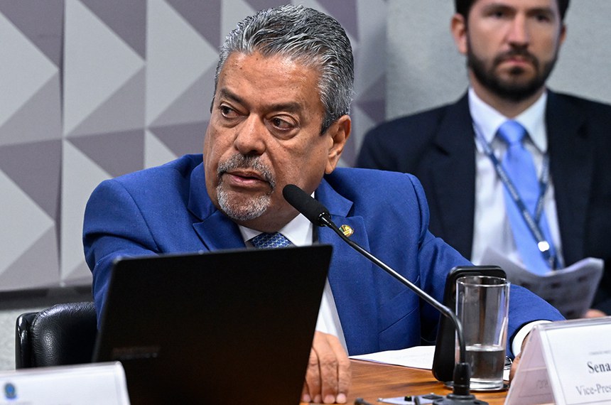 Comissão mista é instalada para analisar MP de renovação automática da CNH