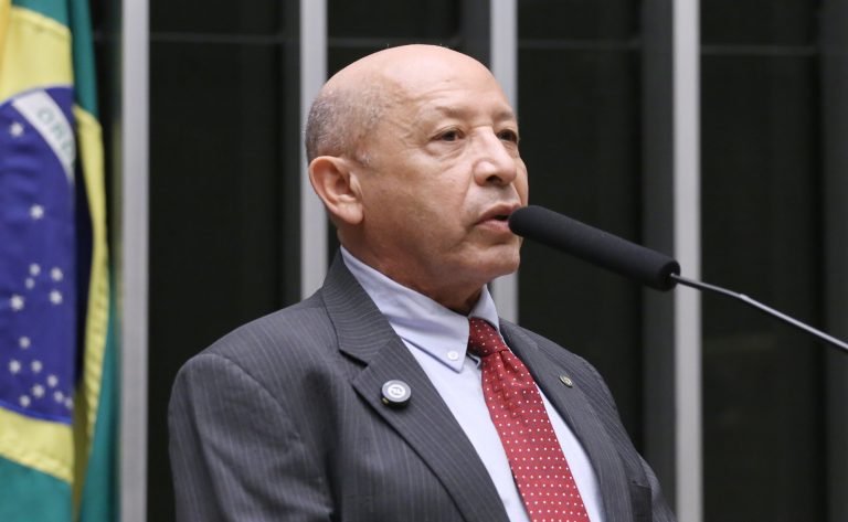 Discussão e votação de propostas legislativas. Dep. Alfredinho (PT - SP)