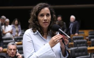 Câmara aprova política para atrair filmagens e impulsionar turismo