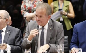 Reunião de líderes. Dep. André Figueiredo (PDT-CE)