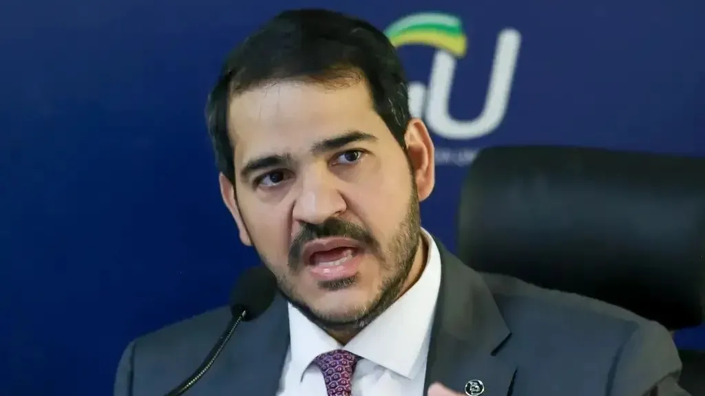 STF não deve ser o ‘Procon da política’, mas também não deve ser omisso, avalia Messias