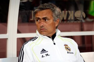 José Mourinho é oferecido ao Real Madrid para a próxima temporada