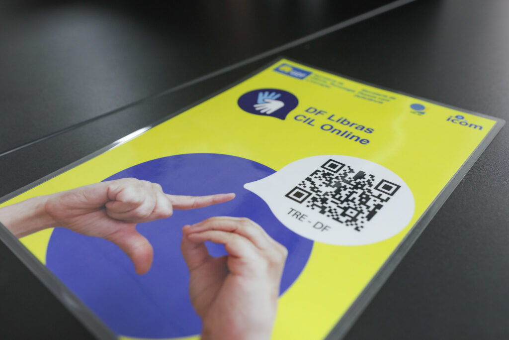 Secti-DF apoia tecnologia em Libras para inclusão de eleitores surdos no TRE-DF