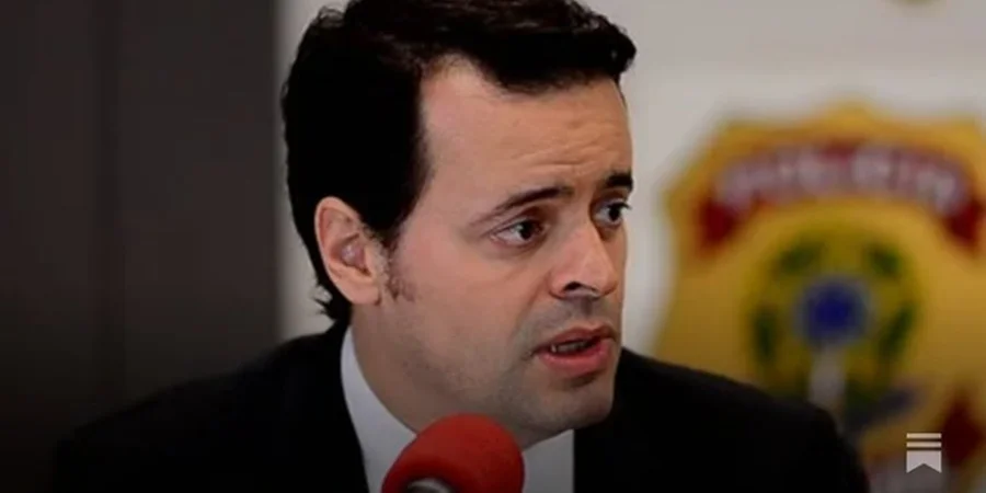 Quem é Marcelo Ivo, delegado da PF expulso dos EUA após prisão de Ramagem