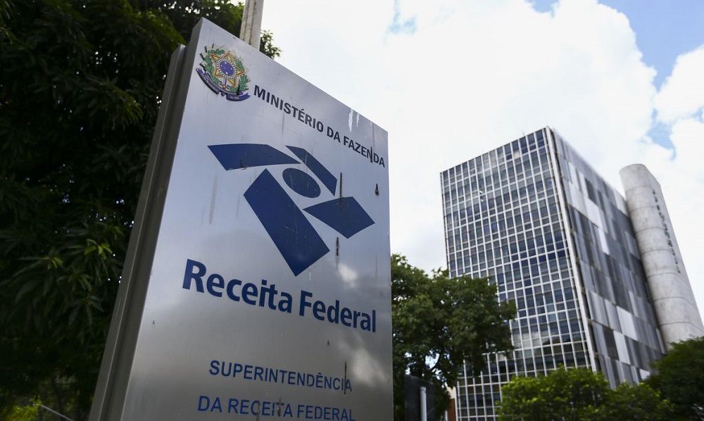 Receita Federal recebe 11 milhões de declarações de IR em tempo recorde