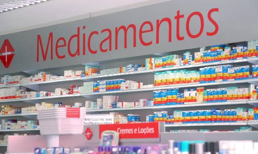 Preços de medicamentos para hospitais caem 0,48% em março, aponta IPM-H