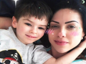 Monique, mãe de Henry Borel, se entrega à polícia após STF determinar prisão