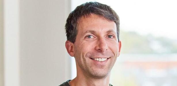 Quem é o cientista que recebeu US$ 1,1 bi para criar IA que aprende sozinha