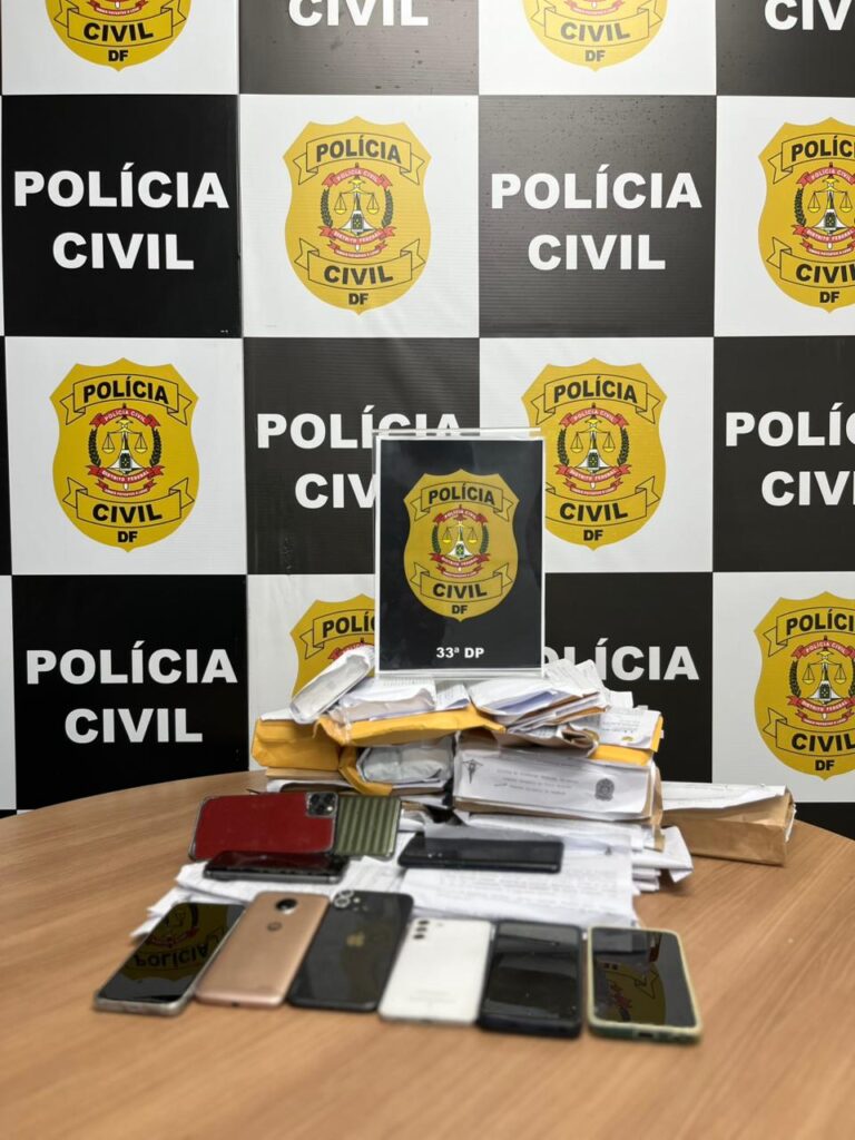 PCDF recupera mais de 80 celulares e devolve aparelhos a vítimas em Santa Maria