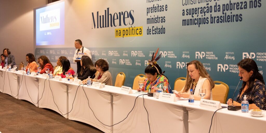 Viva Maria fala verdades sobre a trajetória das mulheres na política