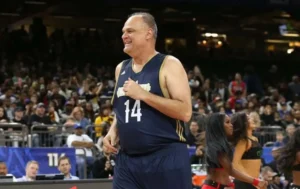 Neymar lamenta morte de Oscar Schmidt: 'Elevou ainda mais o nível do basqueste brasileiro'