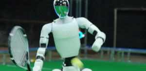 androide chinês aprende a jogar tênis em 5 horas