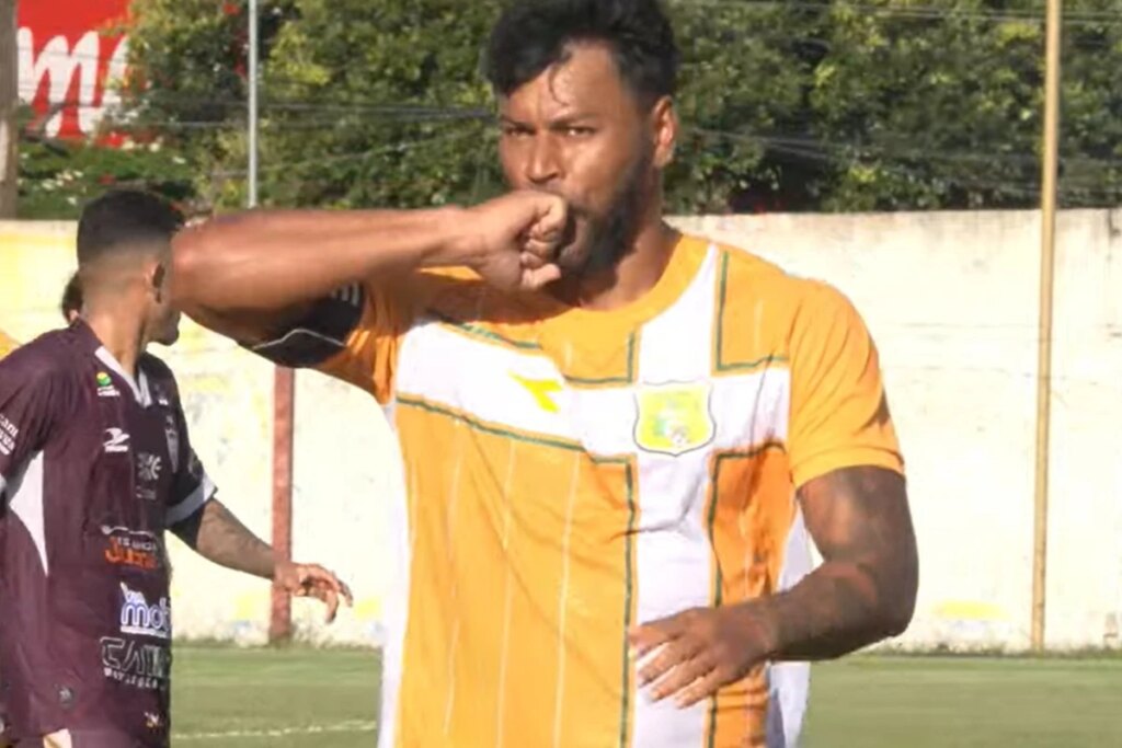 Brasiliense vence o Inhumas fora de casa