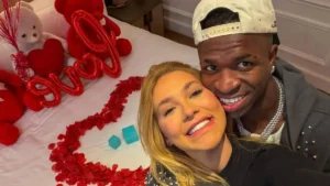 'Apaixonado por você': Vini Junior publica declaração para a Virginia após rumores de crise