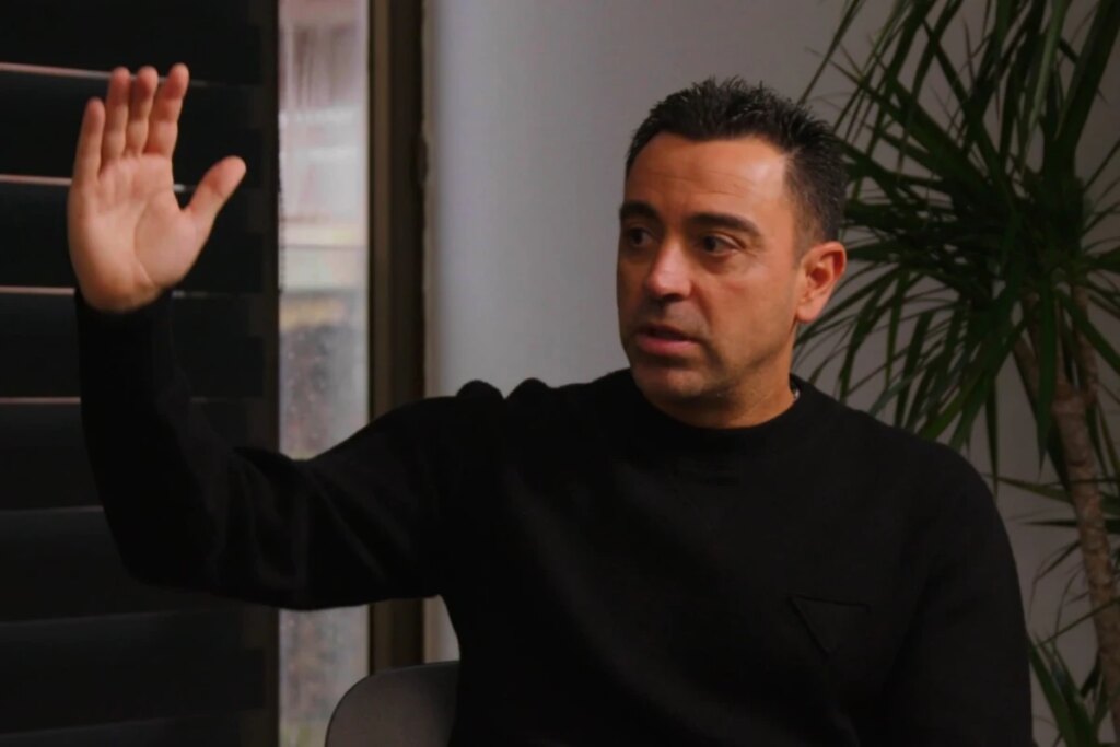 Xavi diz que Neymar foi quem mais se aproximou do nível de Messi