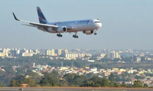 Abear pede ao governo prorrogação de isenções e alívio ao setor aéreo até dezembro