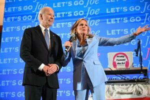 Trump zomba de Jill Biden por revelações sobre desempenho do marido em debate