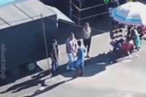 Vídeo flagra venda de drogas na região da 44, em Goiânia