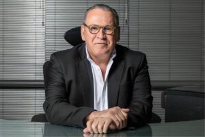Sidney Oliveira, da Ultrafarma, e ex-auditor são acusados de organização criminosa pelo MP-SP