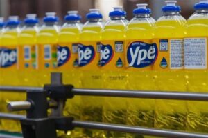 Detergentes da Ypê foram recolhidos em 2024 após mau cheiro; relembre