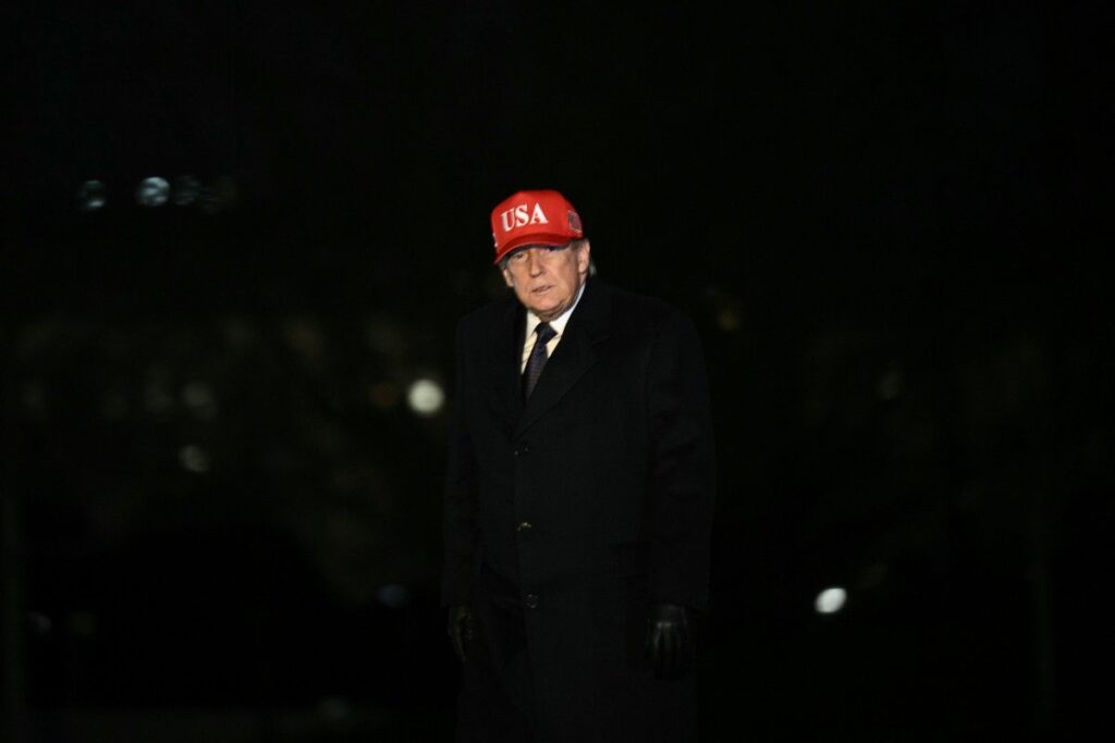 Pressão de Trump já altera 20% dos mapas eleitorais dos EUA antes das midterms