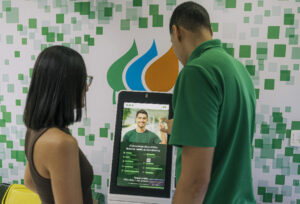 Neoenergia leva serviços ao 26 de Setembro em mutirão do GDF