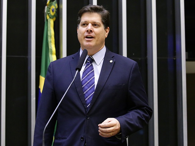Escuto muito que o Brasil está precisando de um estadista como Michel Temer, diz Baleia Rossi