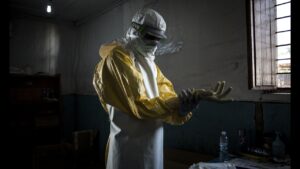 Rdc e Uganda somam 263 casos de ebola e 43 mortes
