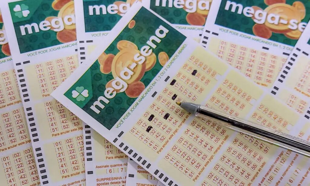 Mega-Sena especial da Mega 30 anos sorteia domingo às 11h